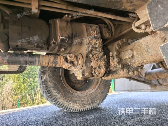 右側(cè)行走馬達(dá)蓋板（行走機(jī)構(gòu)）