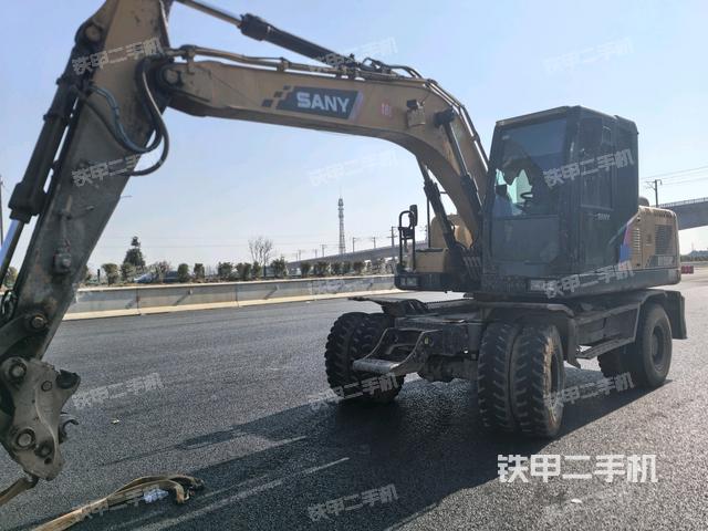 三一重工SY155W挖掘機