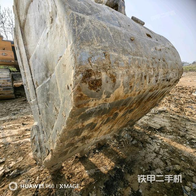 鏟斗45度(工作和回轉(zhuǎn)裝置) 鏟斗45度(工作和回轉(zhuǎn)裝置)