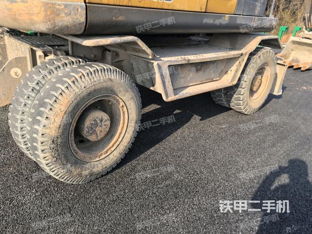 右側(cè)履帶整體（行走機(jī)構(gòu)）