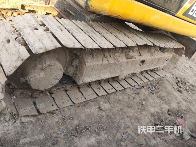 右側(cè)履帶整體?（行走機(jī)構(gòu)）