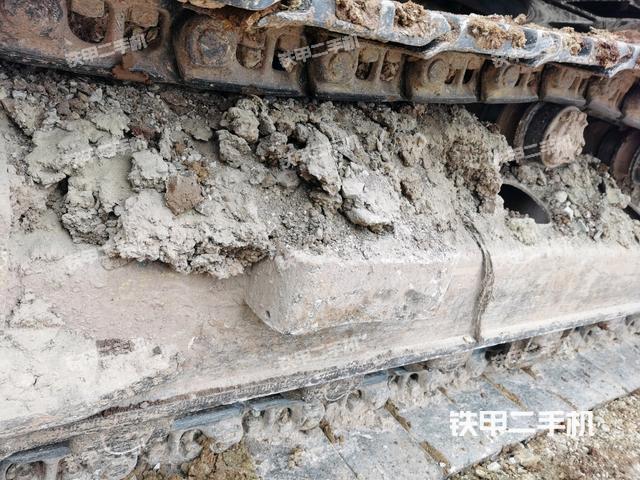 单侧履带整体（整机外观）