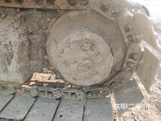 左驅(qū)動(dòng)輪（行走機(jī)構(gòu)）