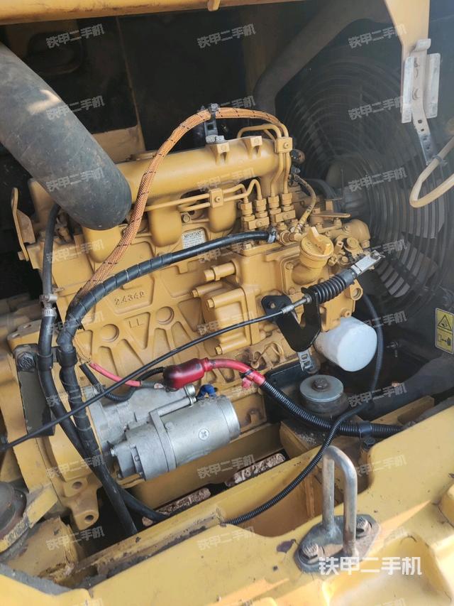 發(fā)動機室(上車部件) 發(fā)動機室(上車部件)