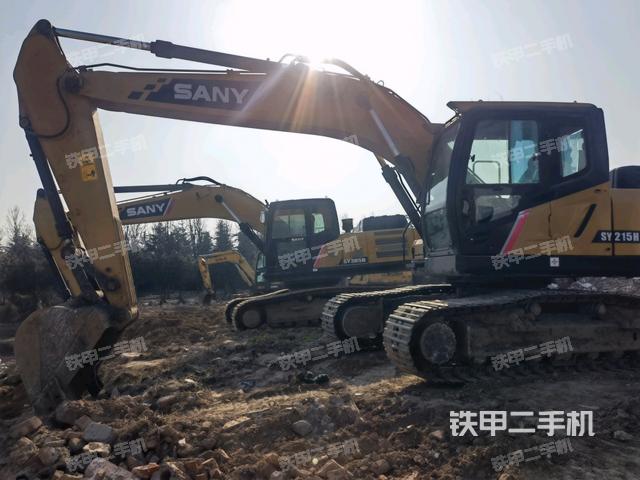 駕駛室整體（整機外觀）