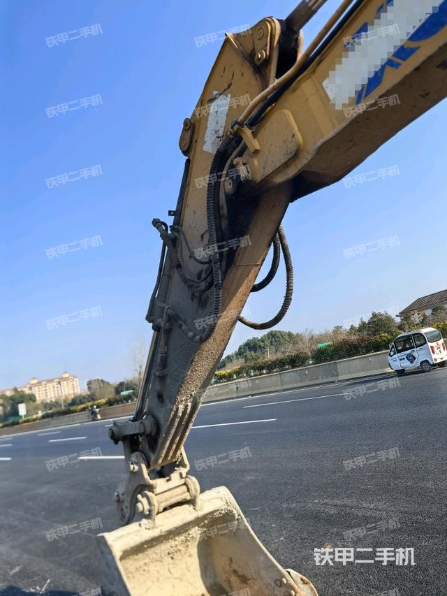 小臂整體左后（工作和回轉(zhuǎn)裝置）