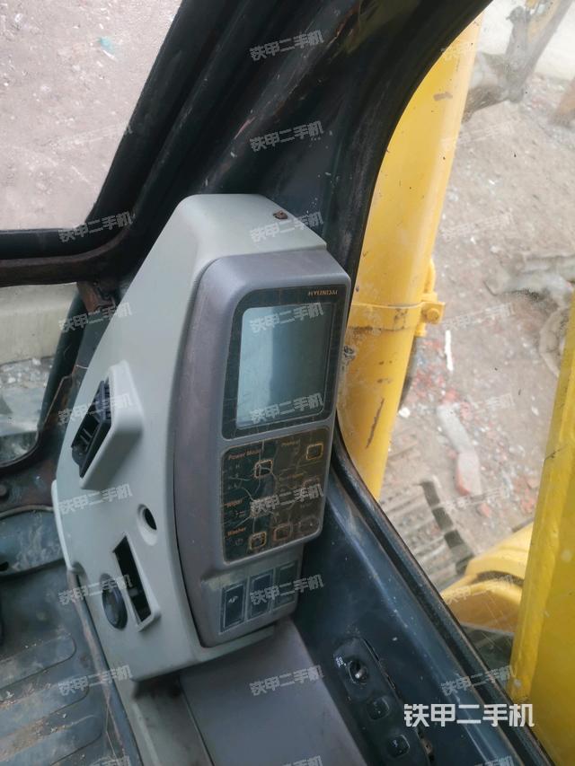 顯示屏?（駕駛室部分）