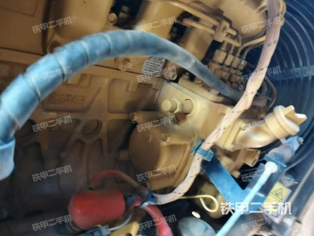 發(fā)動機(jī)整體俯視（整機(jī)外觀）