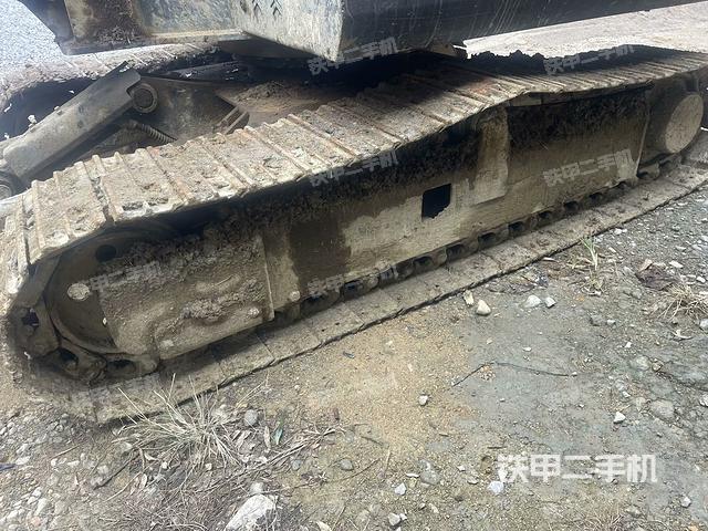 右側(cè)履帶整體?(行走機(jī)構(gòu)) 右側(cè)履帶整體?(行走機(jī)構(gòu))