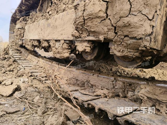 右驅(qū)動(dòng)輪（行走機(jī)構(gòu)）