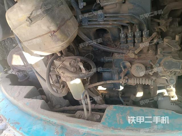 發(fā)動(dòng)機(jī)整體俯視（整機(jī)外觀）