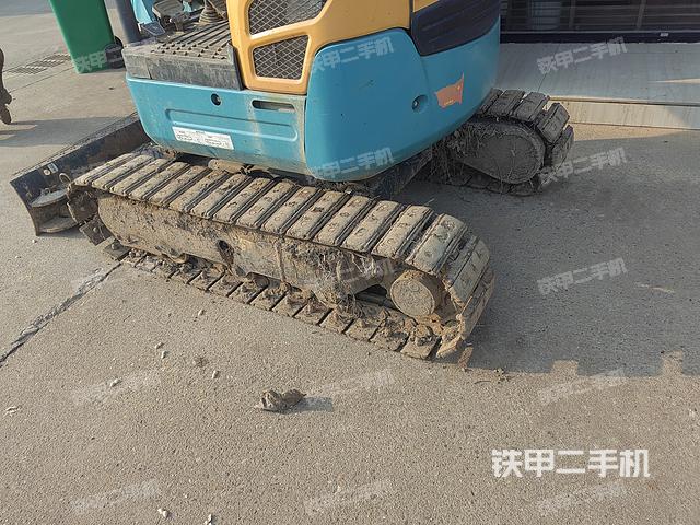 单侧履带整体（整机外观）