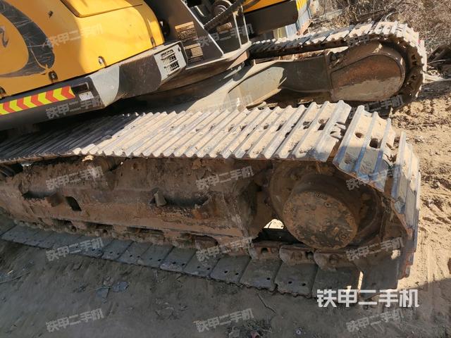 左側(cè)履帶整體?（行走機(jī)構(gòu)）