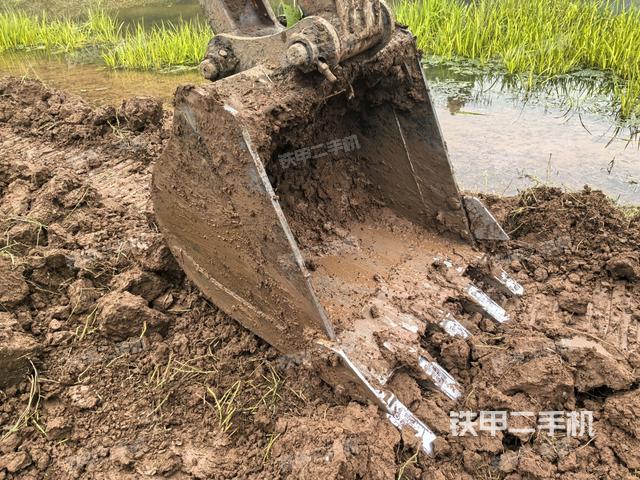 鏟斗45度（工作和回轉(zhuǎn)裝置）