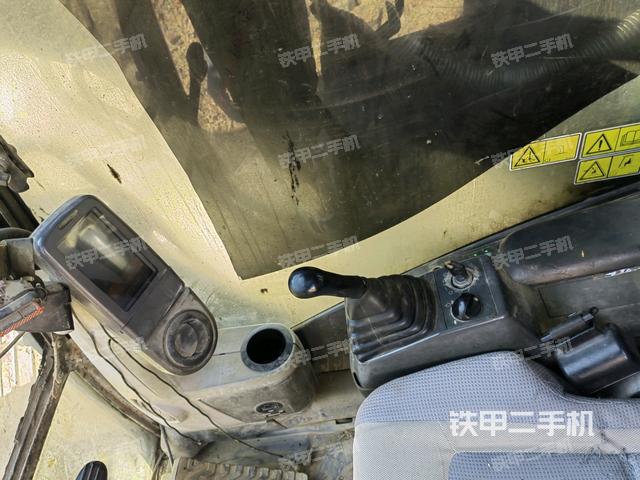 座椅后部（駕駛室部分）