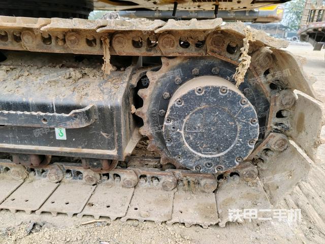 左驅(qū)動(dòng)輪（行走機(jī)構(gòu)）