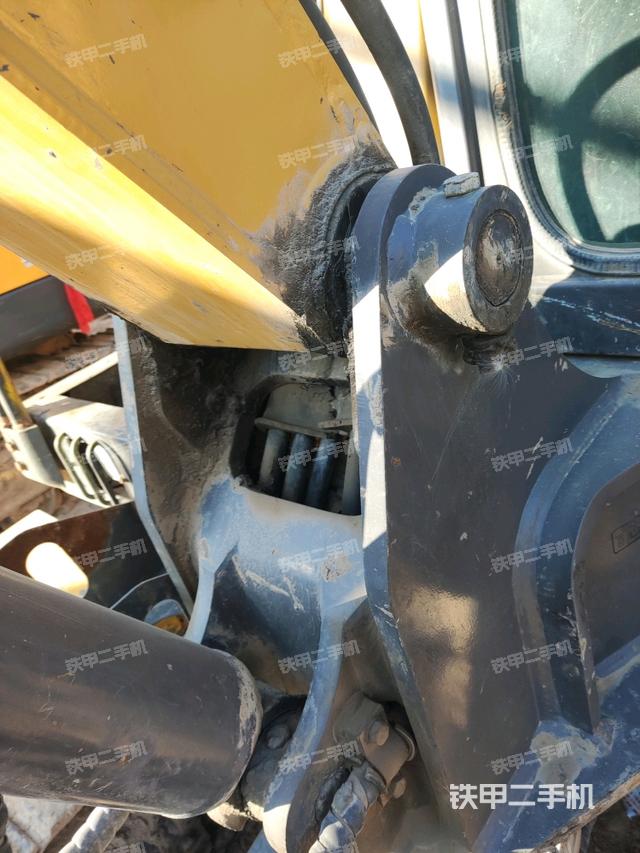 大臂根部?斜(工作和回轉(zhuǎn)裝置) 大臂根部?斜(工作和回轉(zhuǎn)裝置)