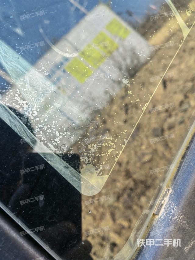 駕駛室左前45度（駕駛室部分）