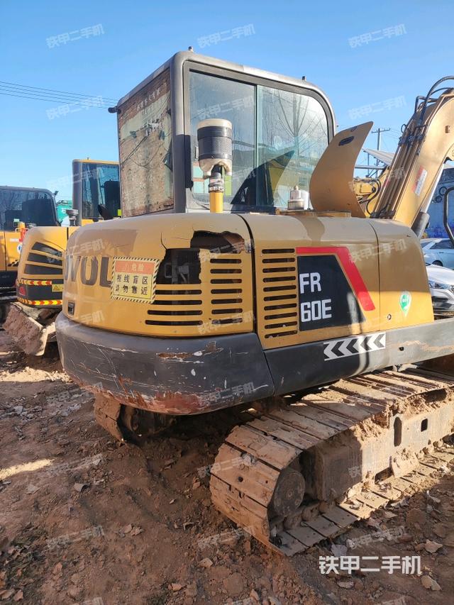 右后45(整機(jī)外觀) 右后45(整機(jī)外觀)