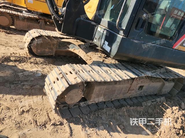 左側(cè)履帶整體?（行走機構(gòu)）