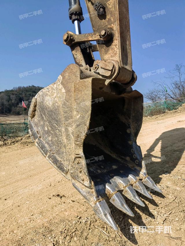 大臂整體?右側(cè)（工作和回轉(zhuǎn)裝置）