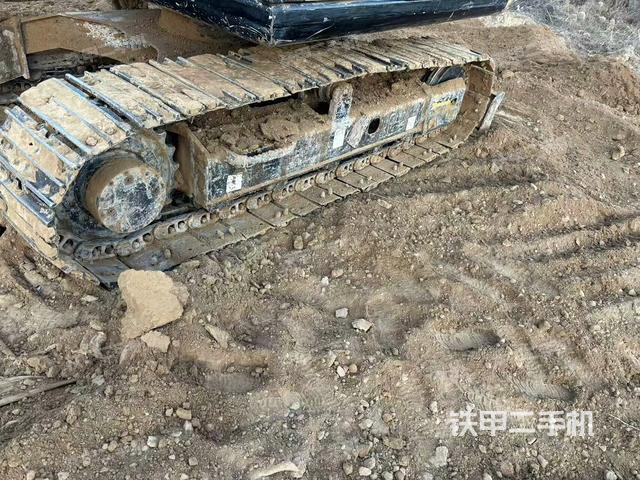 單側履帶整體（整機外觀）