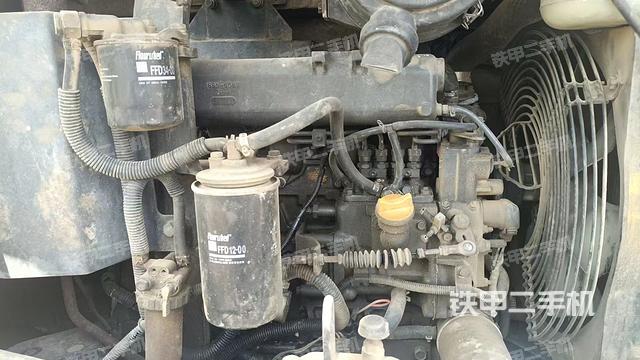 發(fā)動(dòng)機(jī)整體俯視（整機(jī)外觀）