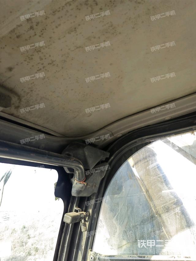 座椅后部（駕駛室部分）