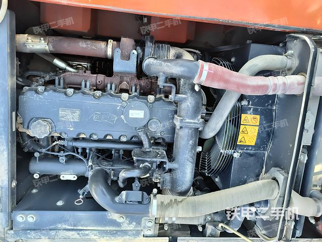 发动机整体俯视（整机外观）