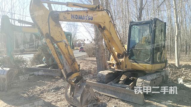 駕駛室整體（整機(jī)外觀）