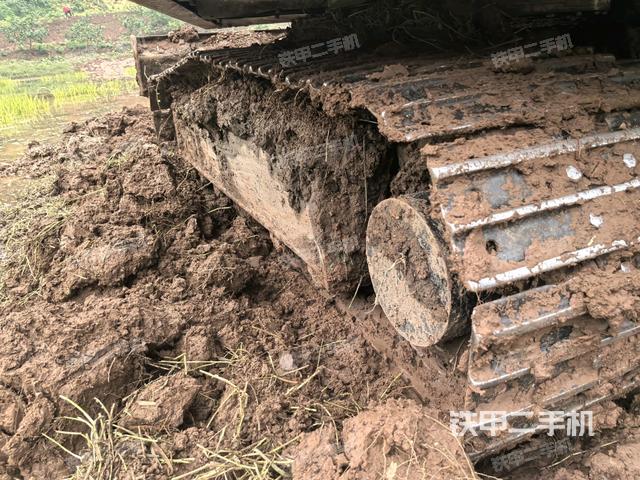 右驅(qū)動(dòng)輪（行走機(jī)構(gòu)）