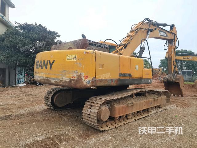三一重工SY365C挖掘机的设备实拍-第3张实拍照片