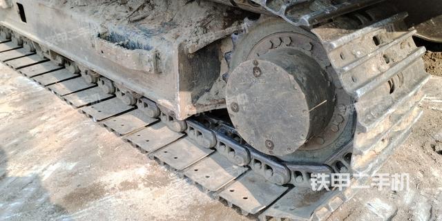 单侧履带整体（整机外观）