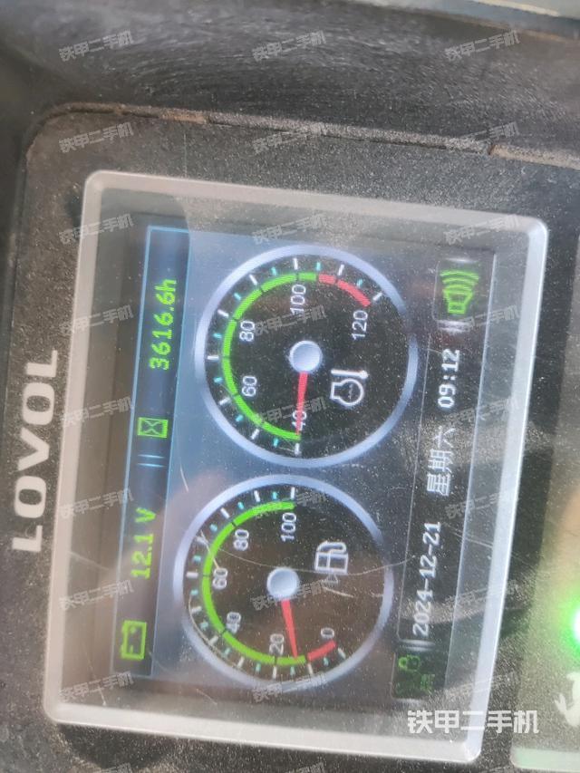 小時(shí)表(駕駛室部分) 小時(shí)表(駕駛室部分)