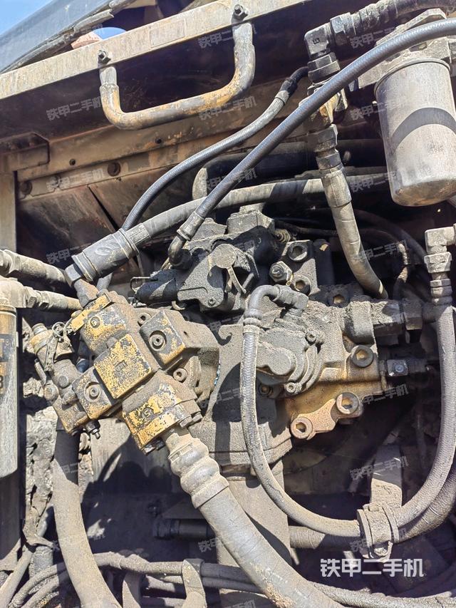 液壓泵室（大件艙室）