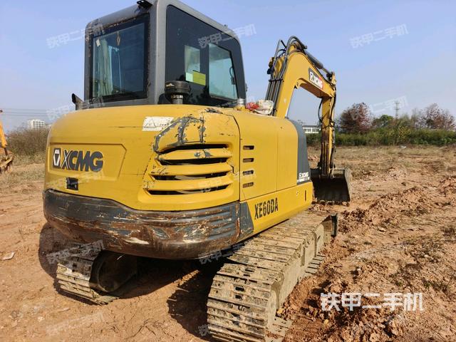 左后45（整機外觀）