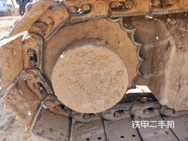左驅(qū)動(dòng)輪(行走機(jī)構(gòu)) 左驅(qū)動(dòng)輪(行走機(jī)構(gòu))