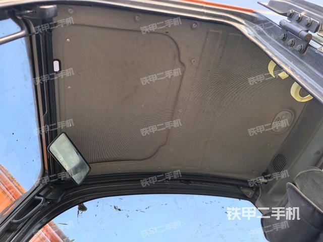 頂棚整體(駕駛室部分) 頂棚整體(駕駛室部分)