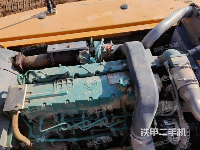 發(fā)動機(jī)整體俯視（整機(jī)外觀）