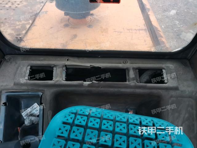 座椅后部(駕駛室部分) 座椅后部(駕駛室部分)