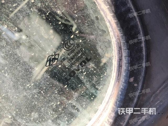 后窗玻璃角標(biāo)(駕駛室部分) 后窗玻璃角標(biāo)(駕駛室部分)