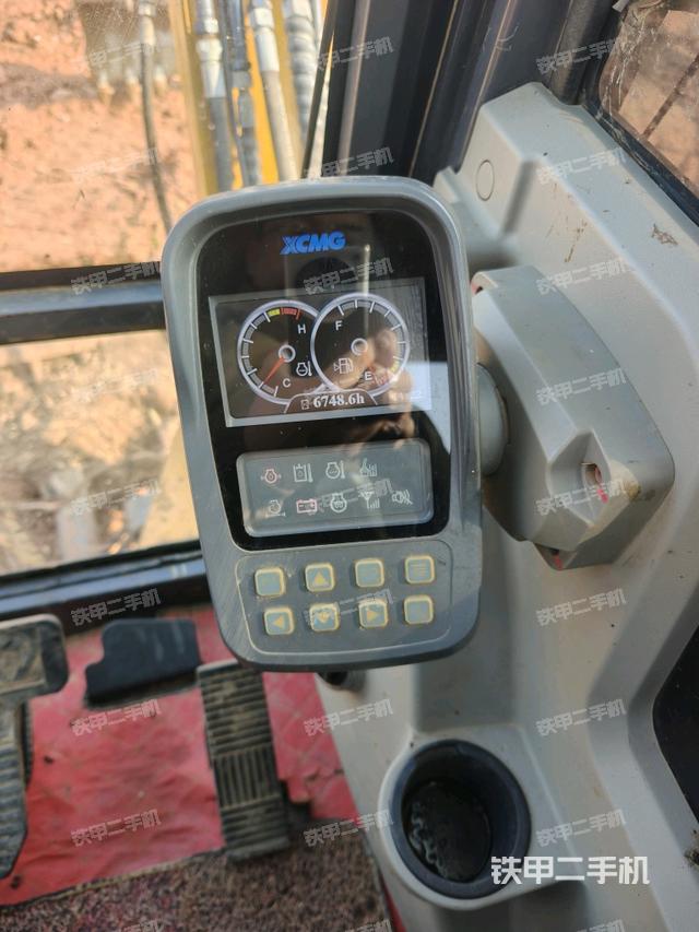 顯示屏?（駕駛室部分）