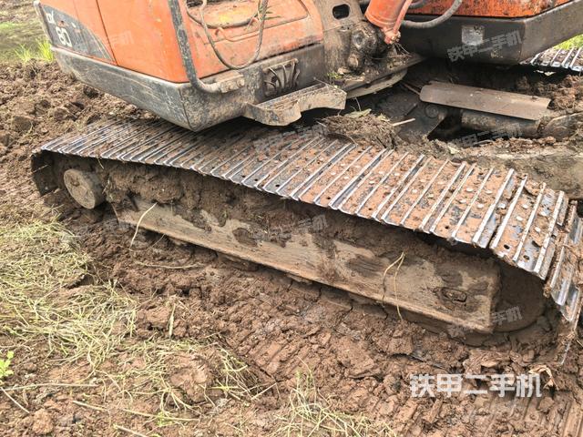 左側(cè)行走馬達(dá)蓋板（行走機(jī)構(gòu)）