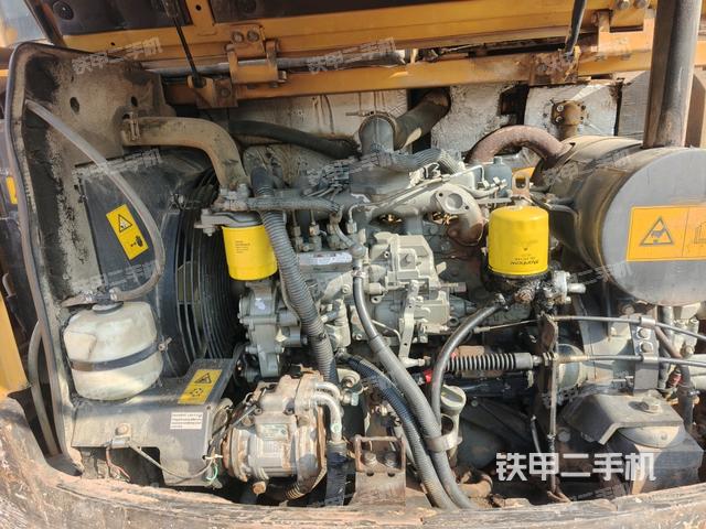 發(fā)動機(jī)室（上車部件）