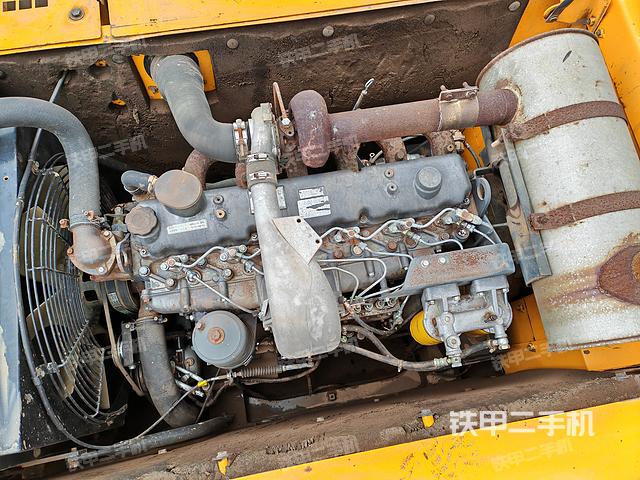 發(fā)動(dòng)機(jī)整體俯視（整機(jī)外觀）