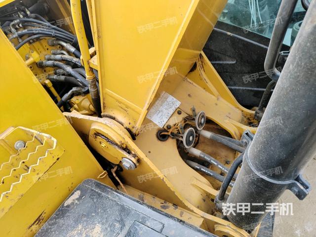 大臂根部?斜視（工作和回轉(zhuǎn)裝置）