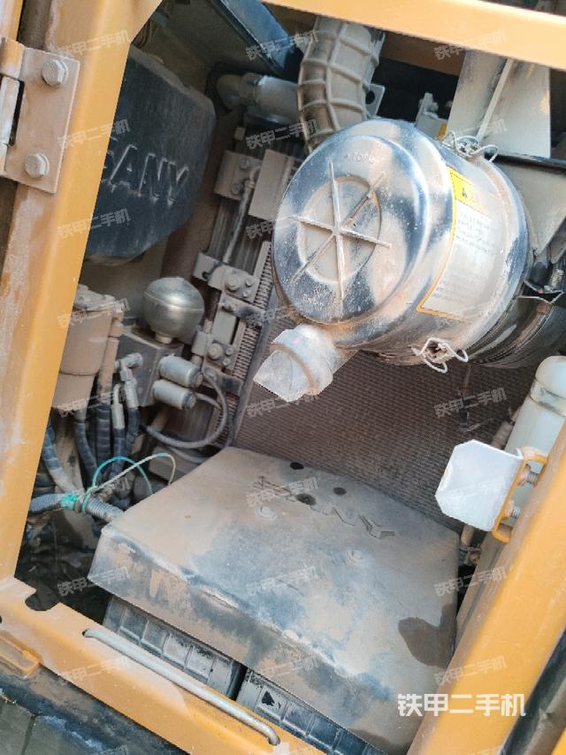 散熱器室(大件艙室) 散熱器室(大件艙室)