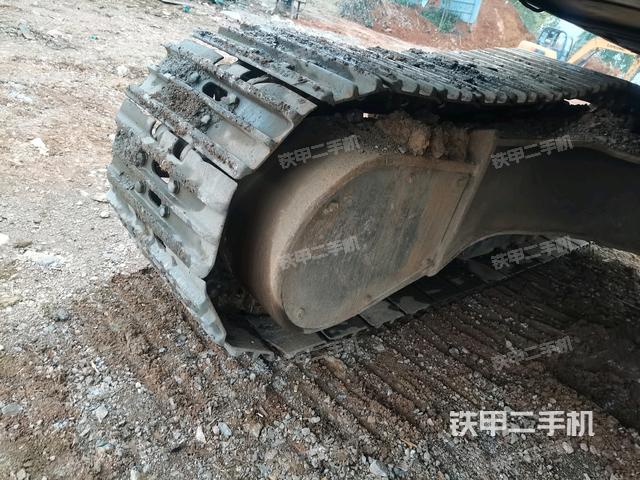 右側(cè)行走馬達(dá)蓋板(行走機(jī)構(gòu)) 右側(cè)行走馬達(dá)蓋板(行走機(jī)構(gòu))