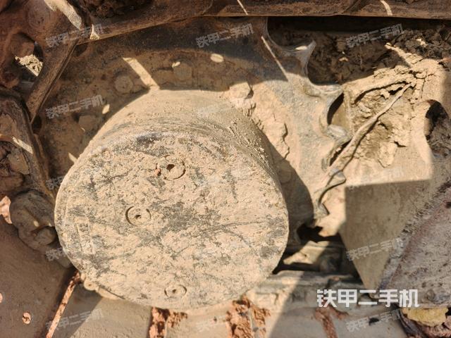 右驅動輪（行走機構）