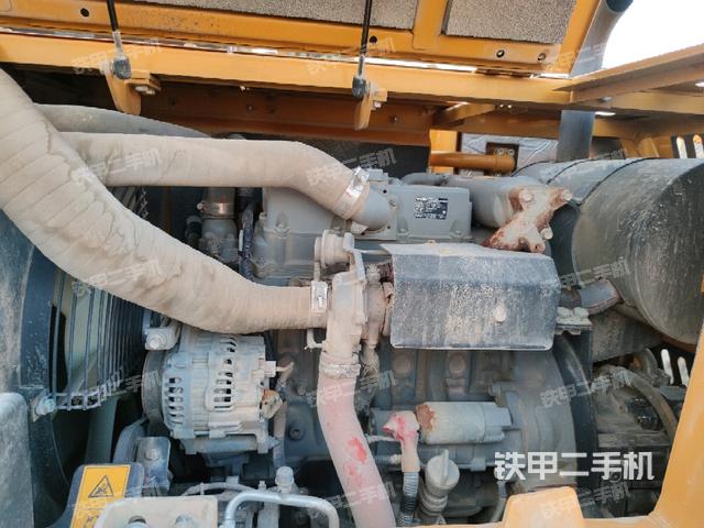 增壓器特寫(xiě)(上車(chē)部件) 增壓器特寫(xiě)(上車(chē)部件)